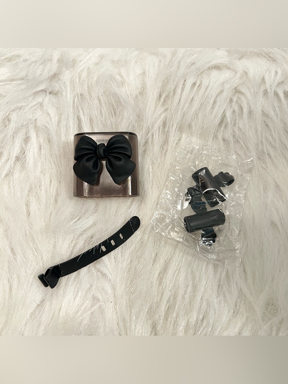 Black Bow Charger Accessories Set